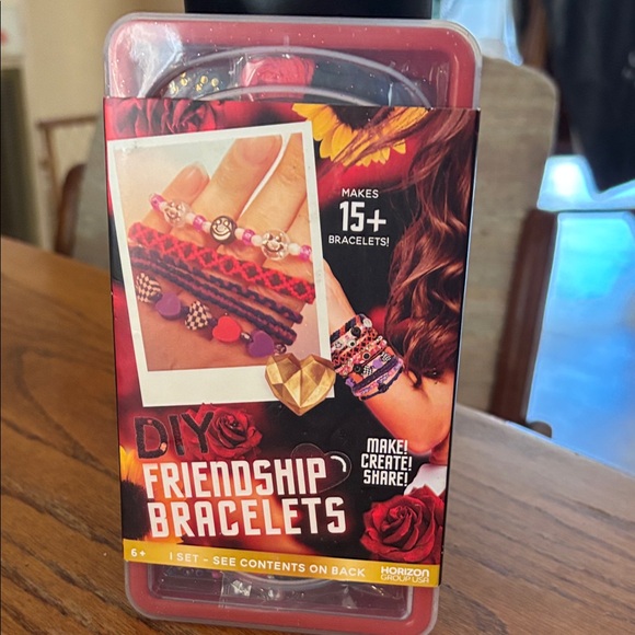 DIY Friendship Bracelets Kit - Picture 3 of 3